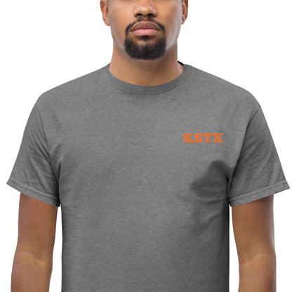 Klassisches Unisex T-Shirt made from soft cotton for everyday casual wear.